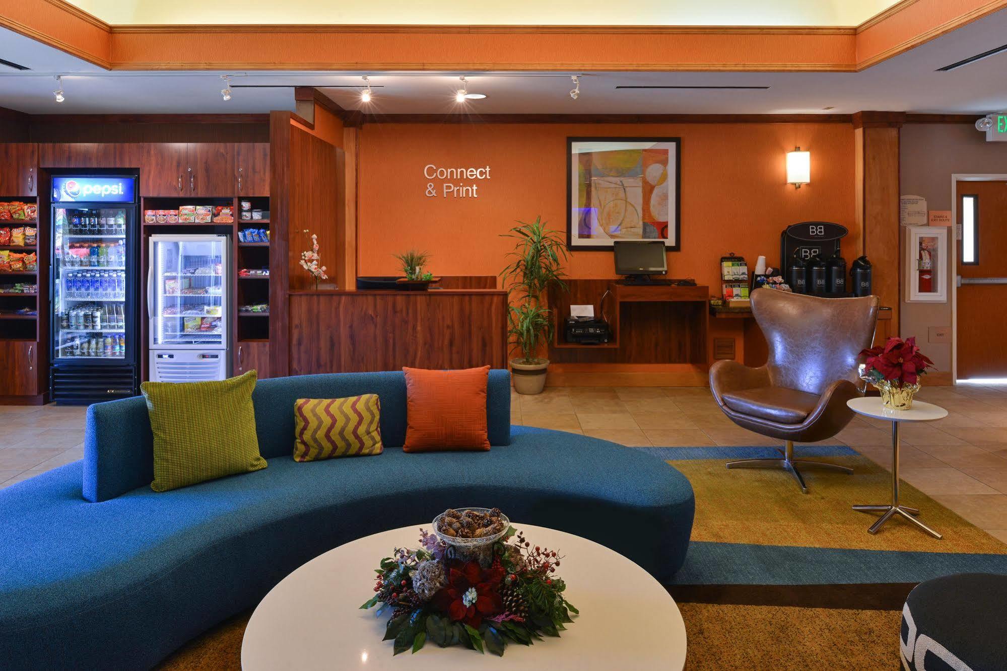 Fairfield Inn And Suites By Marriott אלק גרוב מראה חיצוני תמונה